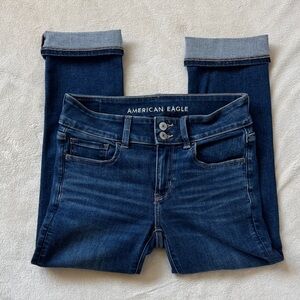 American Eagle Outfitters Women's Deep Blue Capri Jeans 💙